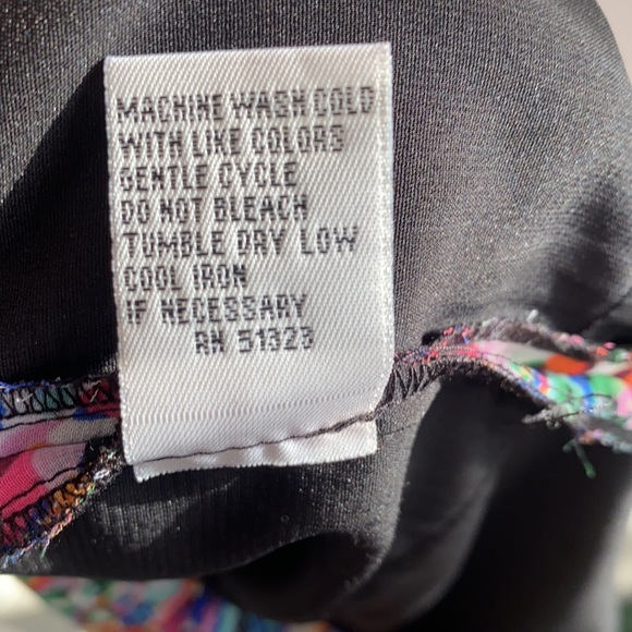 Kenneth Cole Tiered Ruffe Floral Mini Dress Size 8 - Picture 12 of 12